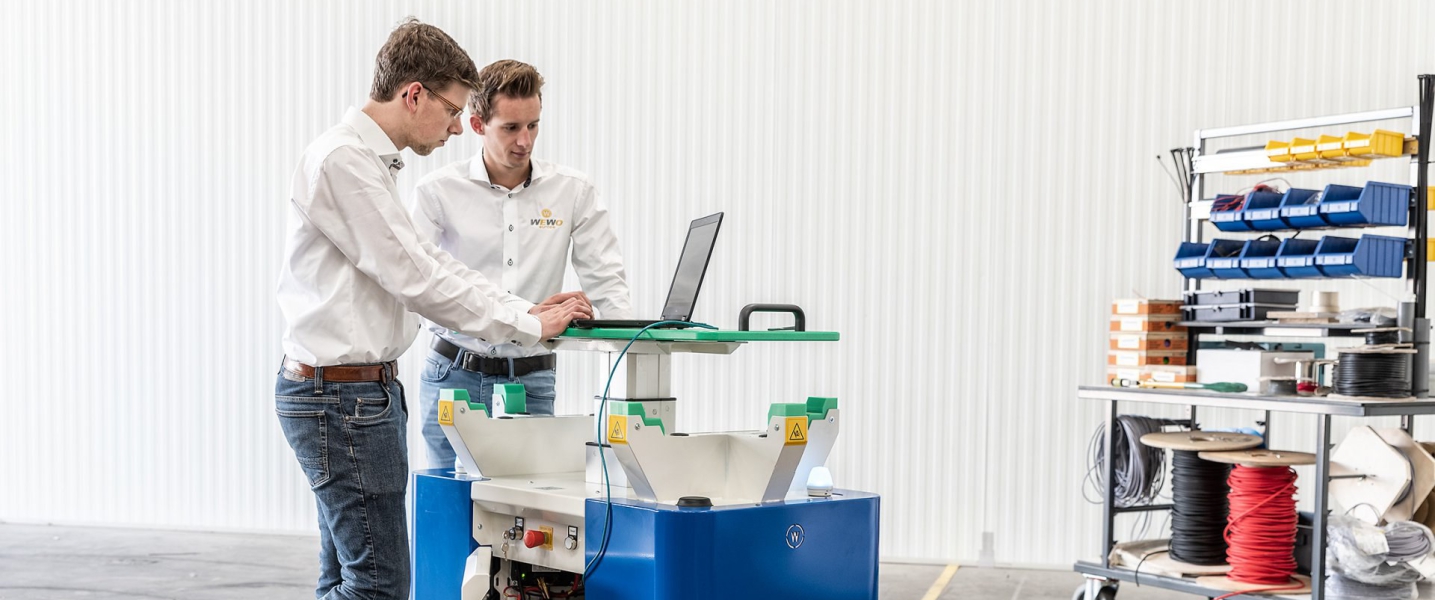 WEWO Techmotion AGV Elektro Personeel Engineering lr 24